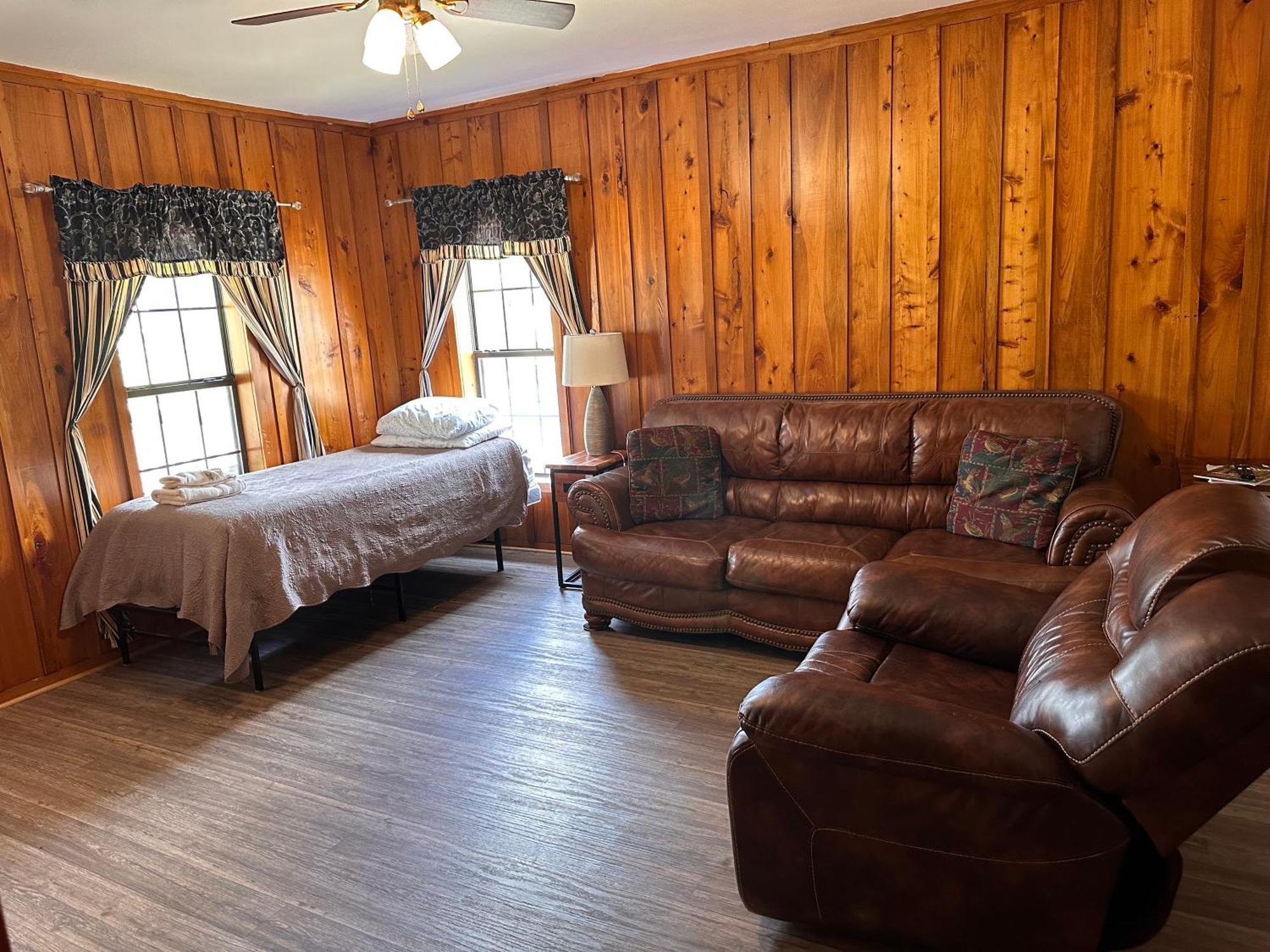 Turn On Inn Lake Village Habitación foto